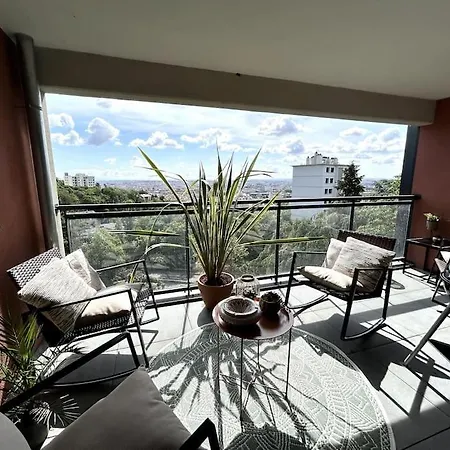 Апартаменты Le Fourviere - Avec Balcon, Bbq, Vue & Parking Лион